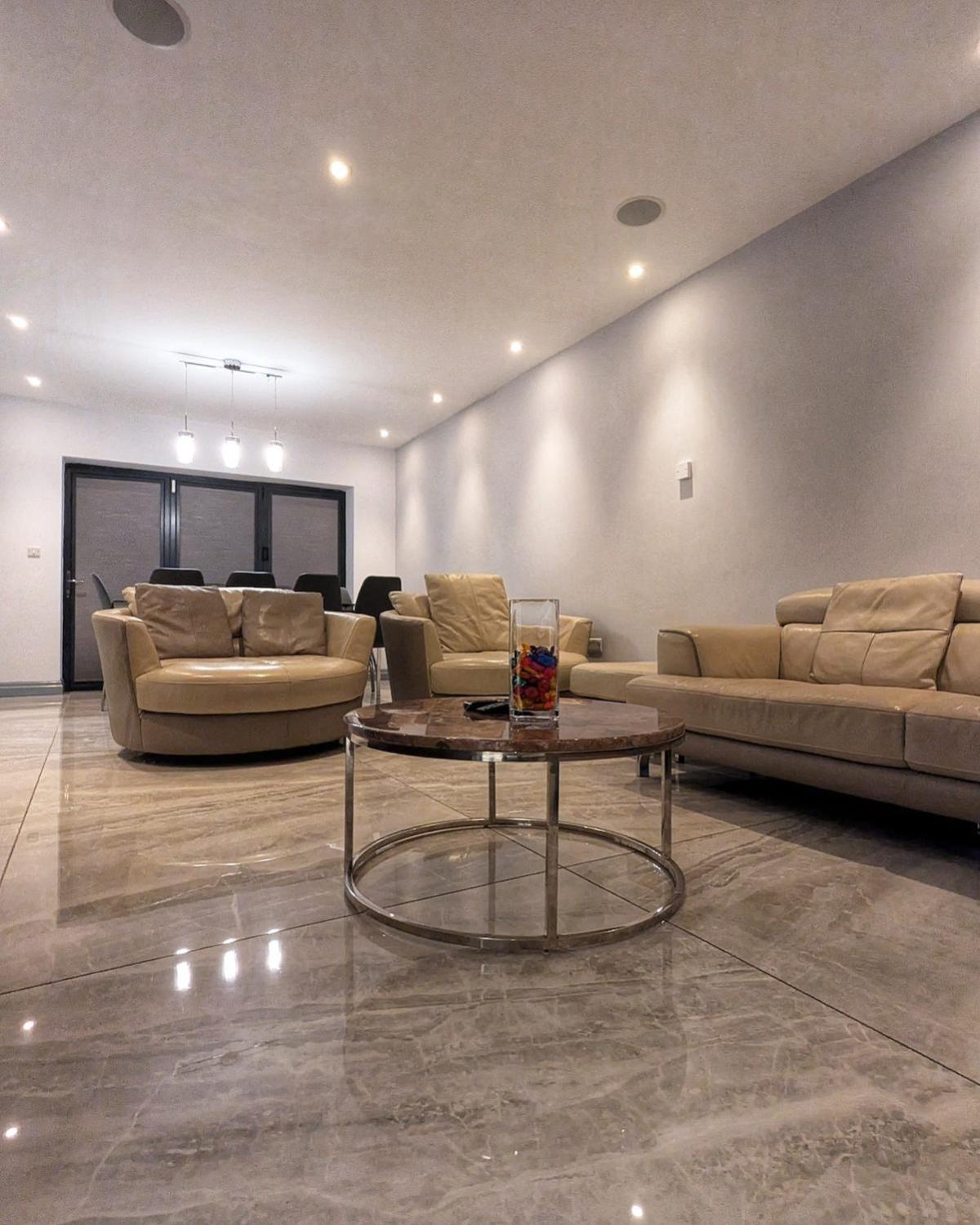 Beautiful 5 Bedroom Home Sleeps 12 People In マンチェスター エクステリア 写真